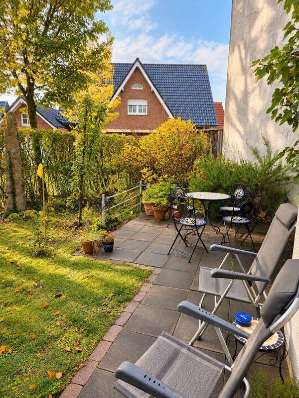 Garten mit Terrasse